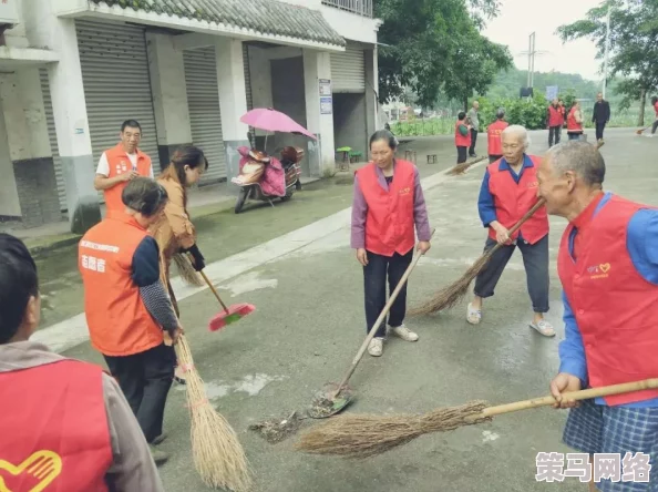 海角社区最新动态：居民积极参与环保活动，共同维护美丽家园，提升社区凝聚力与幸福感